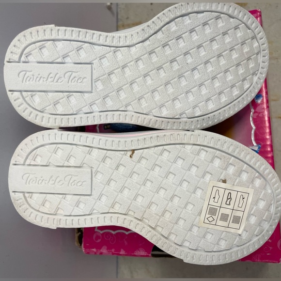 Skechers Twinkle Toes Size 5T - Picture 4 of 4
